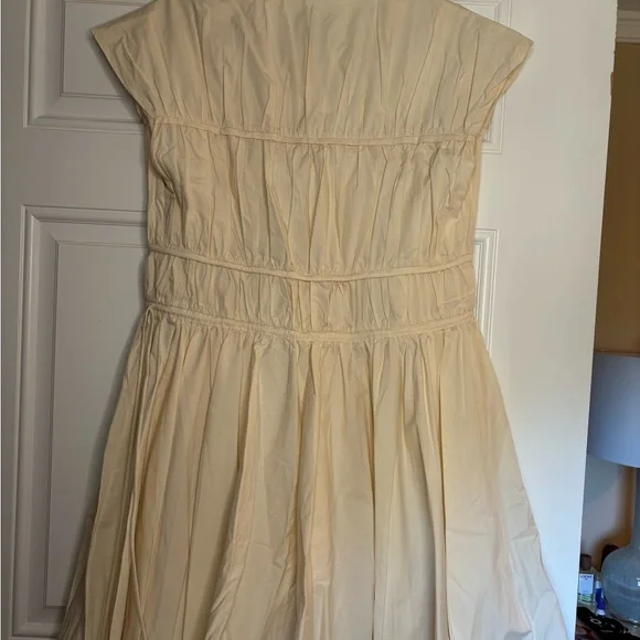 Tove Cream Short Dress - Picture 4 of 6